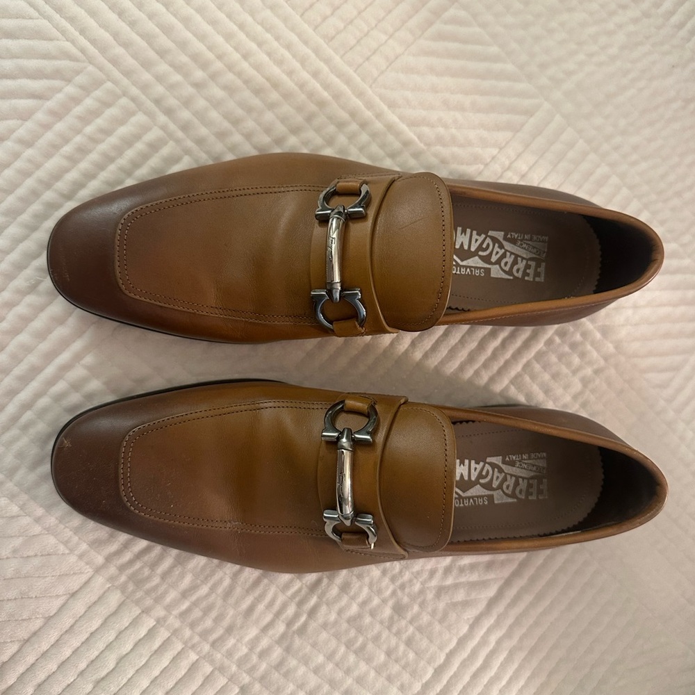 AMO Men's Tan Leather Loafers with Silver Accent